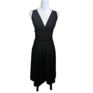Cynthia Steffe black v-neck sleeveless midi dress with shark bite hem XS